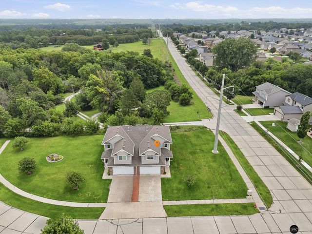 2310 N 91St Street, Lincoln, NE 68507
