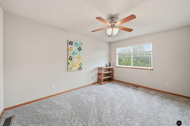 2310 N 91St Street, Lincoln, NE 68507