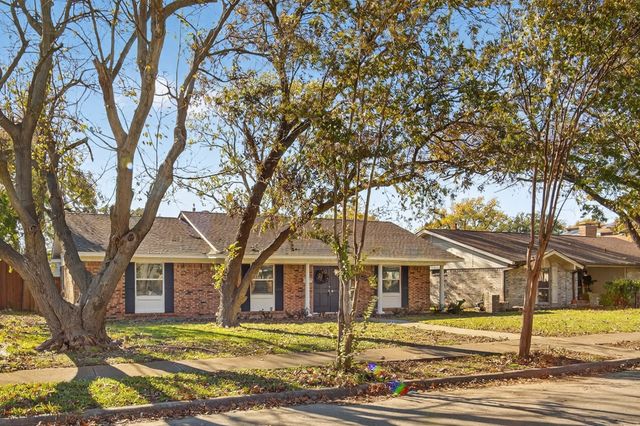 4725 Snow Drive, Mesquite, TX 75150