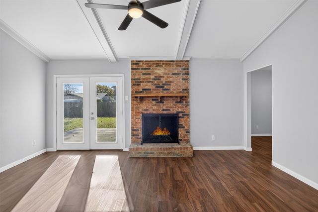 4725 Snow Drive, Mesquite, TX 75150