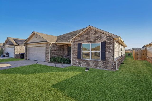 1501 Peridot Lane, Noble, OK 73068