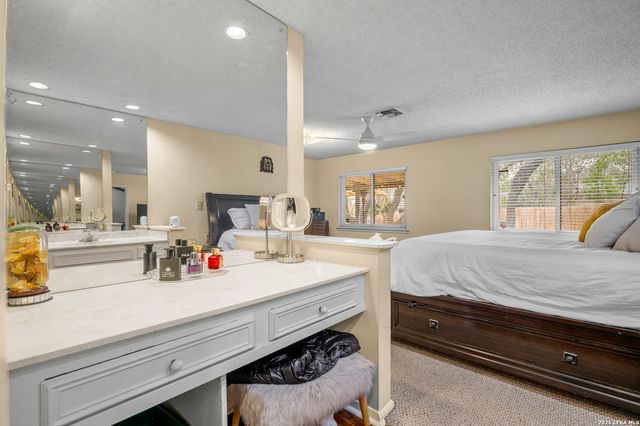 4822 Bucknell, San Antonio, TX 78249