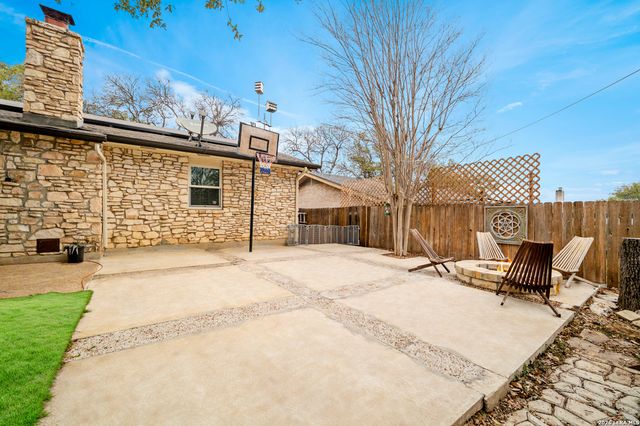 4822 Bucknell, San Antonio, TX 78249