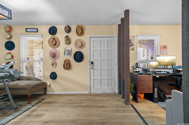 4822 Bucknell, San Antonio, TX 78249