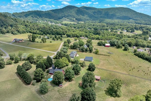 335 DAYTONA DR, Hardy, VA 24101