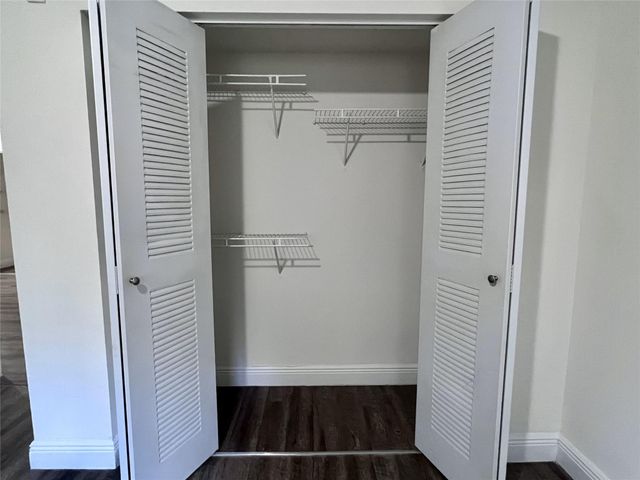 18335 NW 68 Avenue 245-308, Hialeah, FL 33015