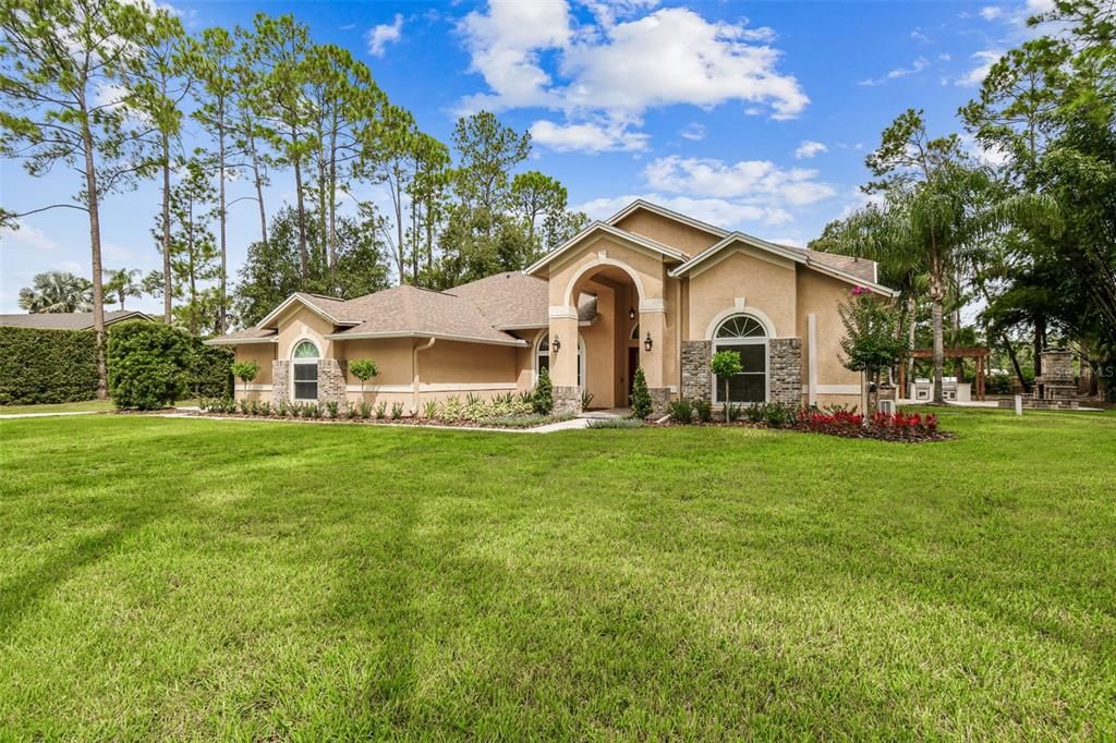 18811 VICTOR MANUEL DRIVE, Lutz, FL 33548