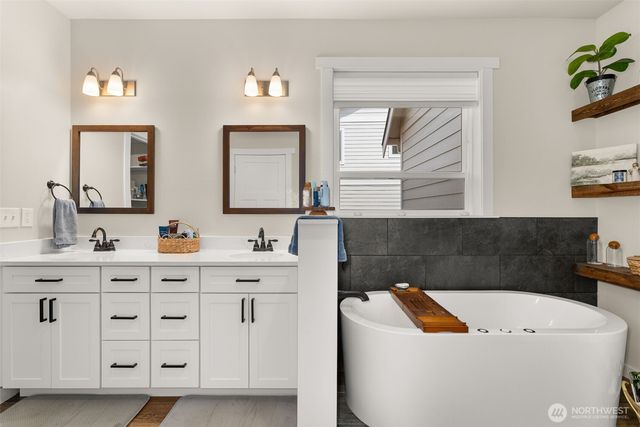 119 Redwood Lane, Onalaska, WA 98570