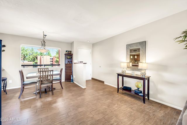 12212 N Paradise Village Parkway S Apt 331, Phoenix, AZ 85032