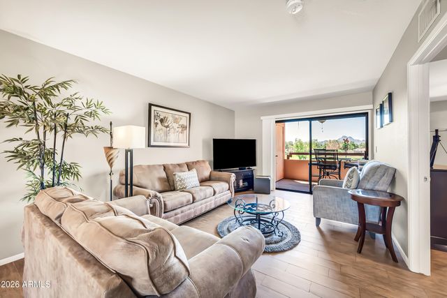 12212 N Paradise Village Parkway S Apt 331, Phoenix, AZ 85032