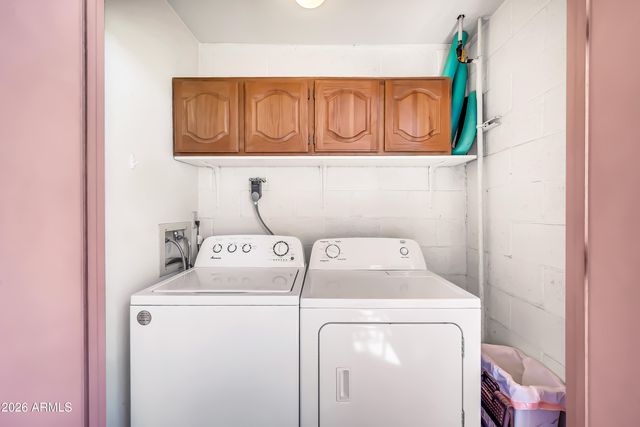 12212 N Paradise Village Parkway S Apt 331, Phoenix, AZ 85032