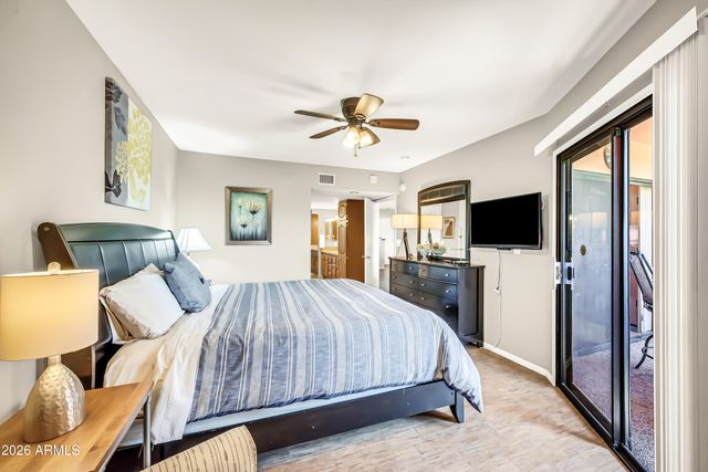 12212 N Paradise Village Parkway S Apt 331, Phoenix, AZ 85032