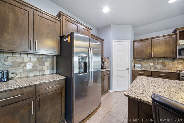13633 S Kenosha Avenue, Glenpool, OK 74033