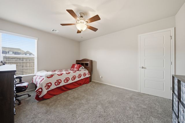 13633 S Kenosha Avenue, Glenpool, OK 74033