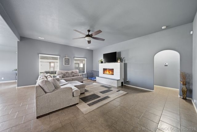 13633 S Kenosha Avenue, Glenpool, OK 74033