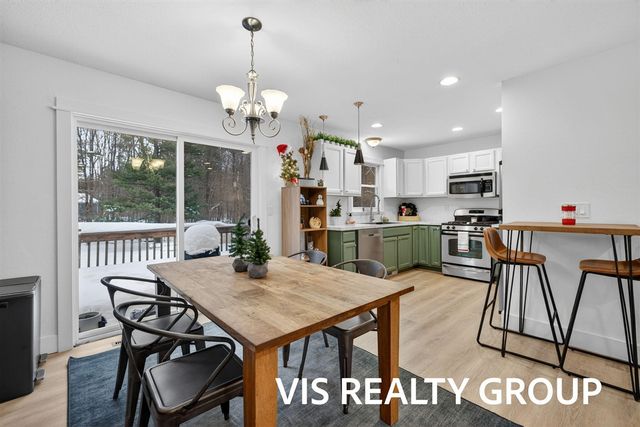 19210 Glendale Circle, Spring Lake, MI 49456