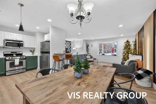 19210 Glendale Circle, Spring Lake, MI 49456