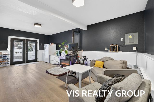 19210 Glendale Circle, Spring Lake, MI 49456