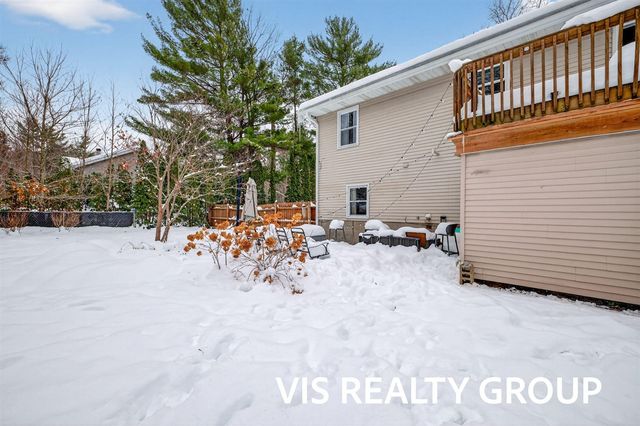 19210 Glendale Circle, Spring Lake, MI 49456