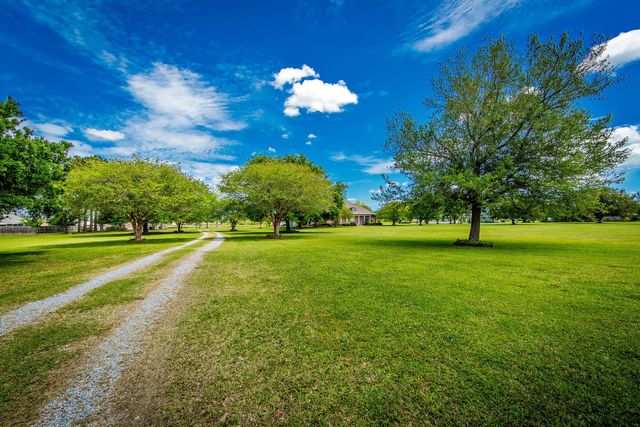 3320 Highway 316, Gray, LA 70359