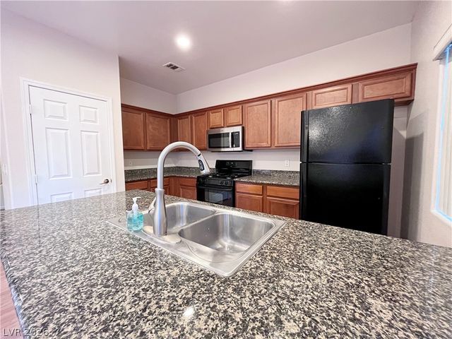 9303 Gilcrease Avenue 1003, Las Vegas, NV 89149