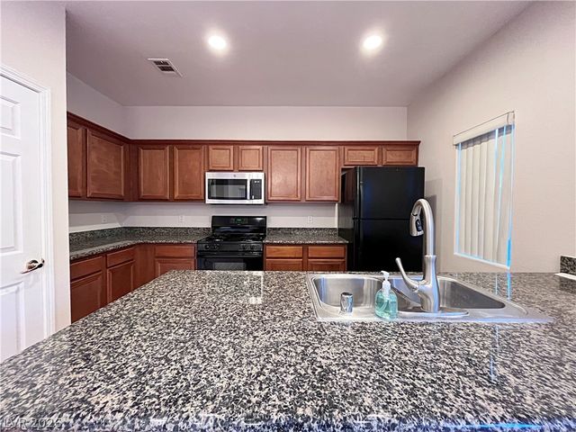 9303 Gilcrease Avenue 1003, Las Vegas, NV 89149