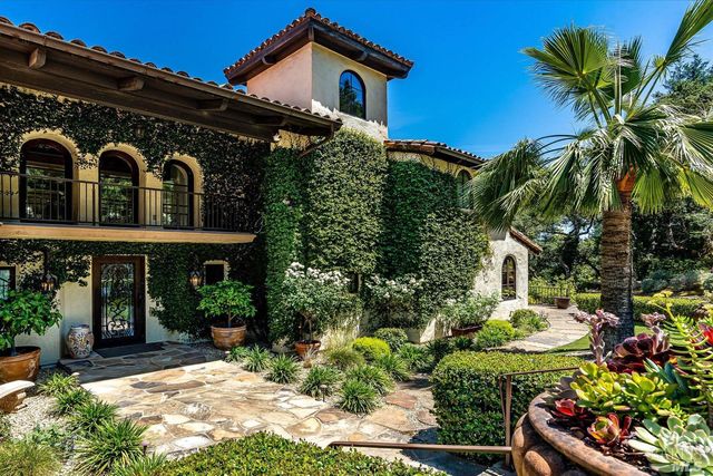 1315 Crestmont Dr, Angwin, CA 94508