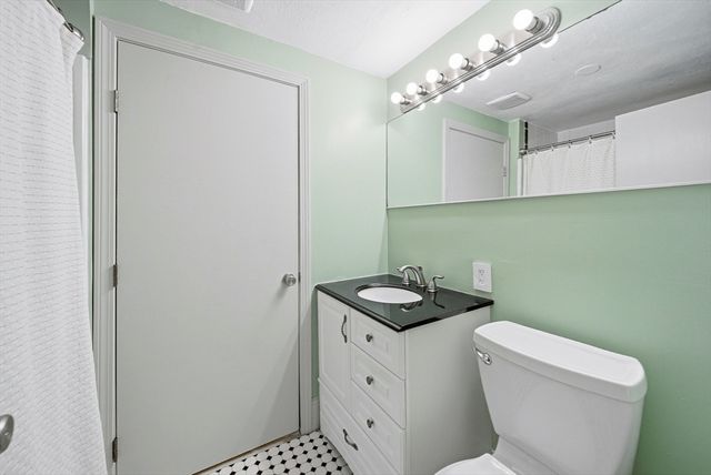 30 Beacon St 1, Chelsea, MA 02150