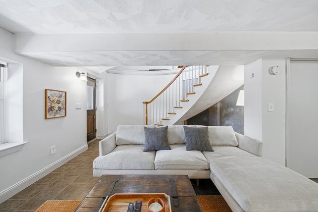 30 Beacon St 1, Chelsea, MA 02150