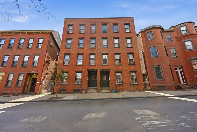 30 Beacon St 1, Chelsea, MA 02150