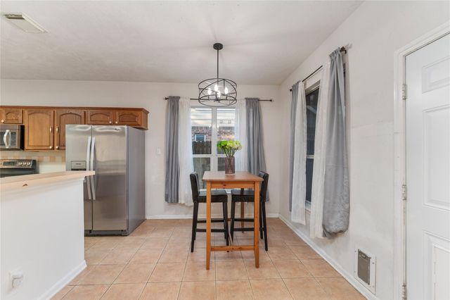 1520 Allison Street, Alvin, TX 77511