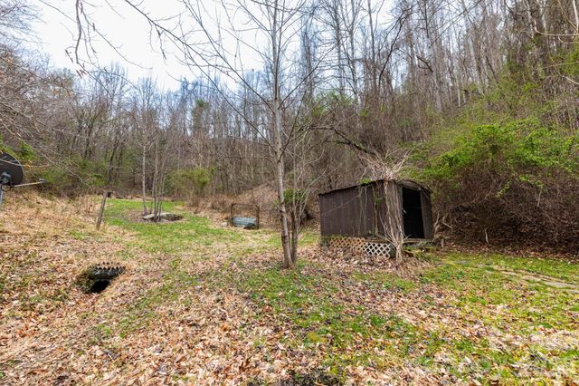 294 Ball Drive, Marshall, NC 28753