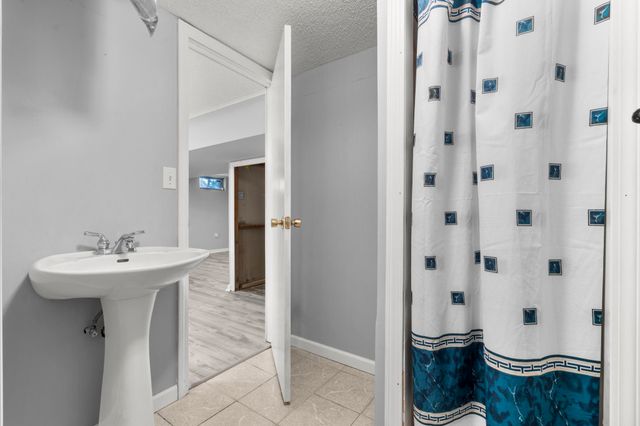 133 Wells Farm Drive, Wethersfield, CT 06109