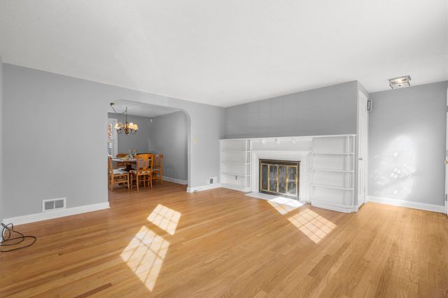 133 Wells Farm Drive, Wethersfield, CT 06109