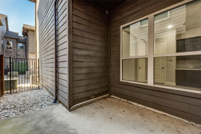 828 Rohan Drive, Richardson, TX 75081