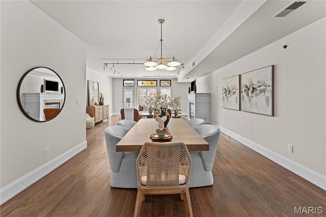 4445 Olive Street, St Louis, MO 63108