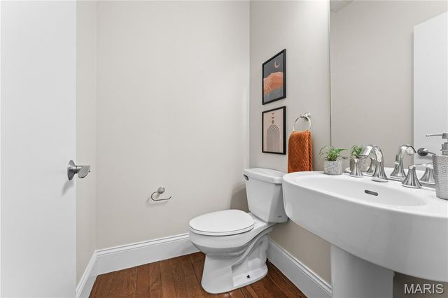 4445 Olive Street, St Louis, MO 63108