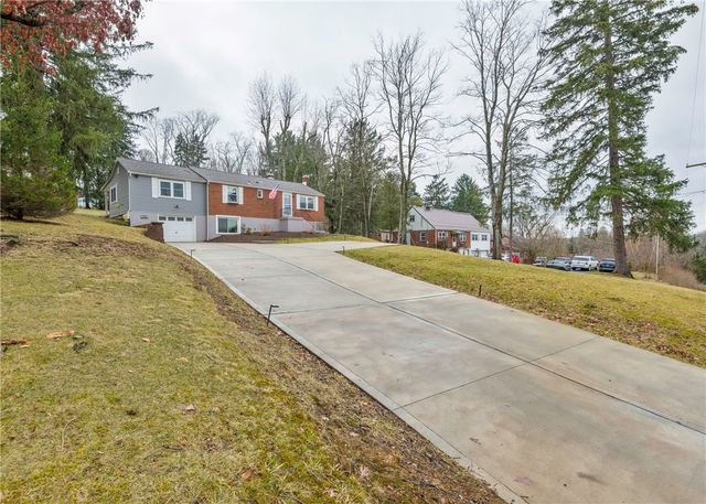 276 Thompsonville Rd, Peters Twp, PA 15317