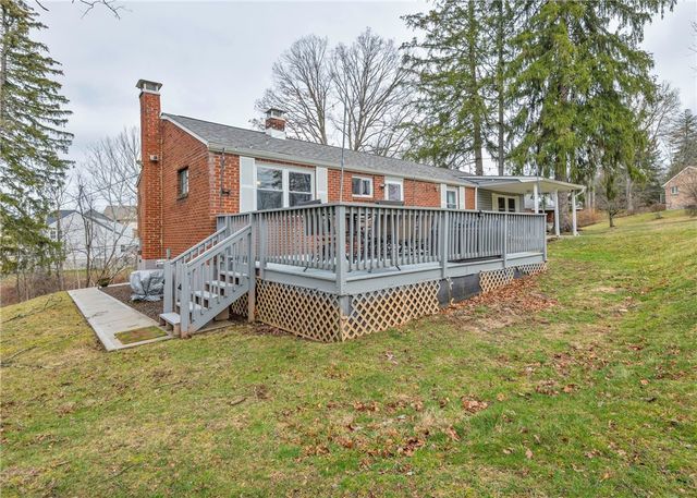 276 Thompsonville Rd, Peters Twp, PA 15317