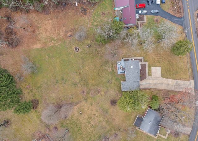 276 Thompsonville Rd, Peters Twp, PA 15317