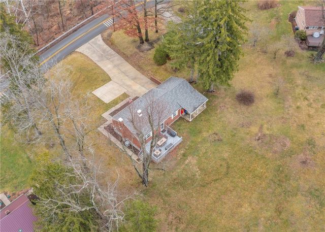 276 Thompsonville Rd, Peters Twp, PA 15317