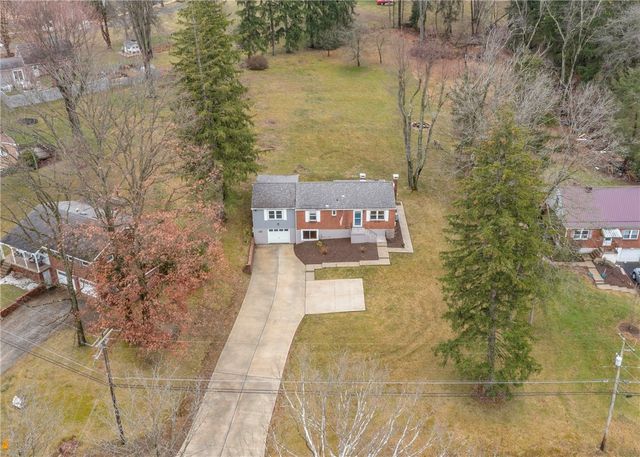 276 Thompsonville Rd, Peters Twp, PA 15317