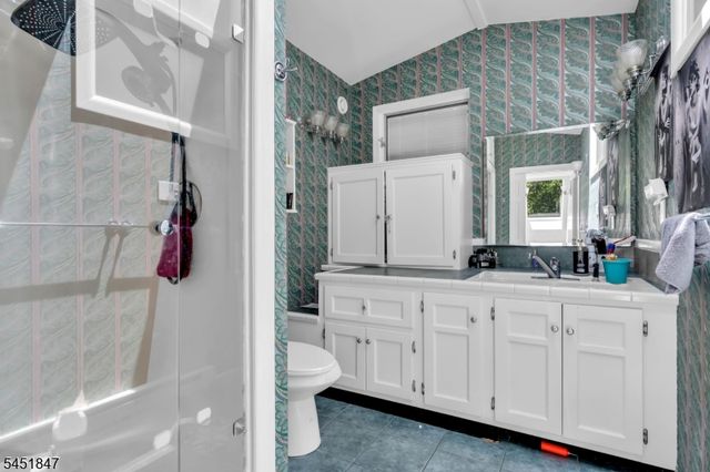 244 Westville Ave, West Caldwell Twp., NJ 07006