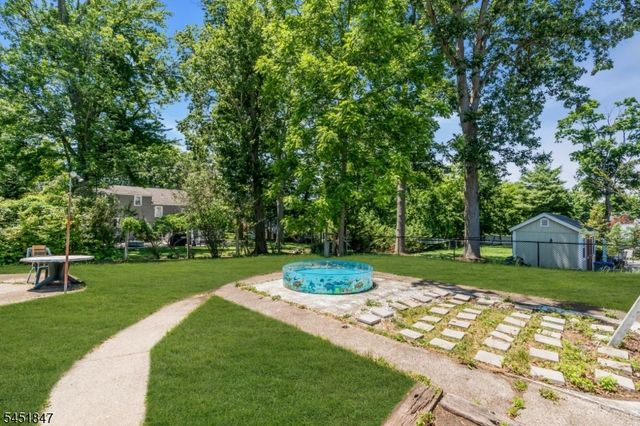 244 Westville Ave, West Caldwell Twp., NJ 07006