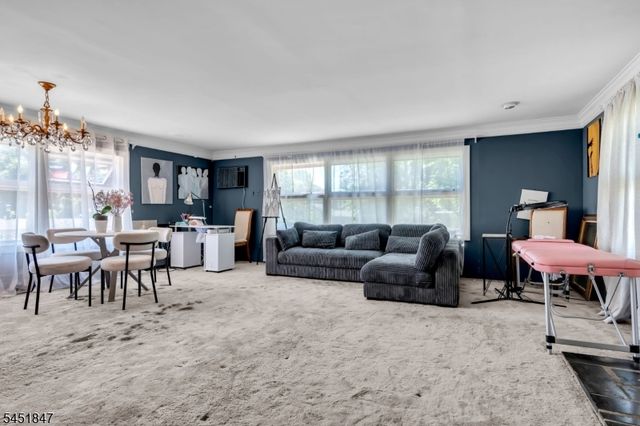244 Westville Ave, West Caldwell Twp., NJ 07006