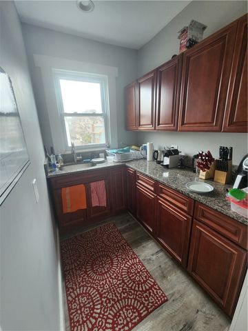 14 Amy Street, Providence, RI 02906