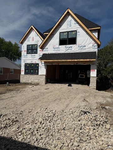 740 S Berkley Avenue, Elmhurst, IL 60126