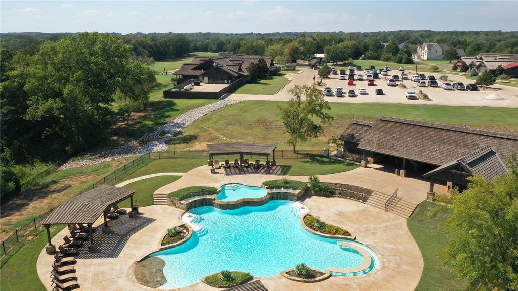 497 Dublin Circle, Gordonville, TX 76245