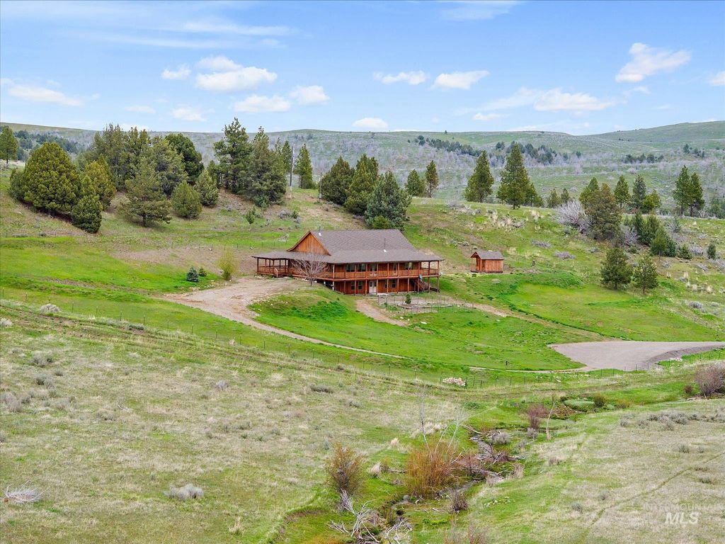36020 Alder Creek Rd, Baker City, OR 97814 photo 4