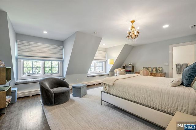 14 Eckert Farm Road, Saddle River, NJ 07458